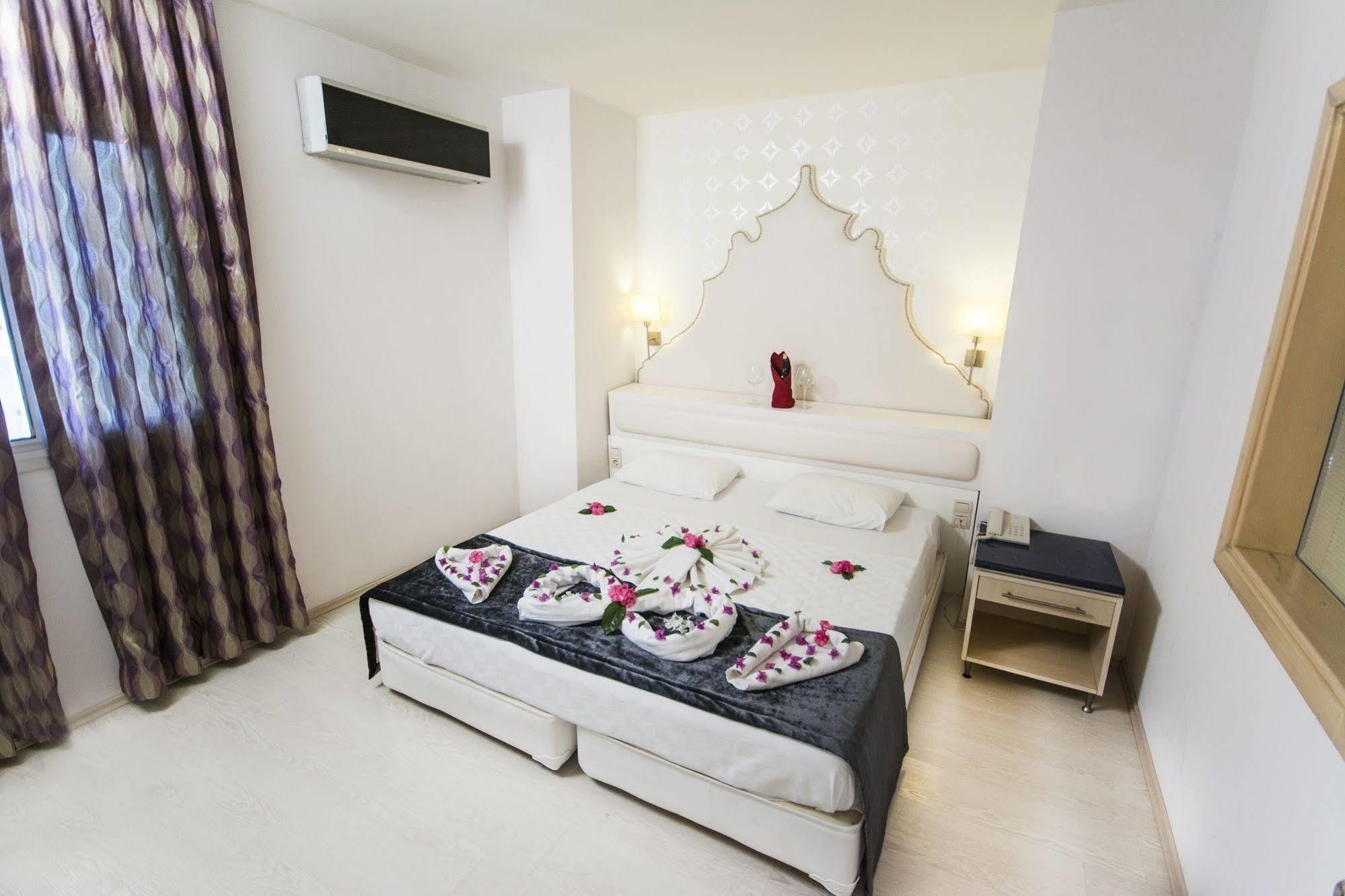 Mersoy Bellavista Suites (Adults Only) Icmeler Exterior photo